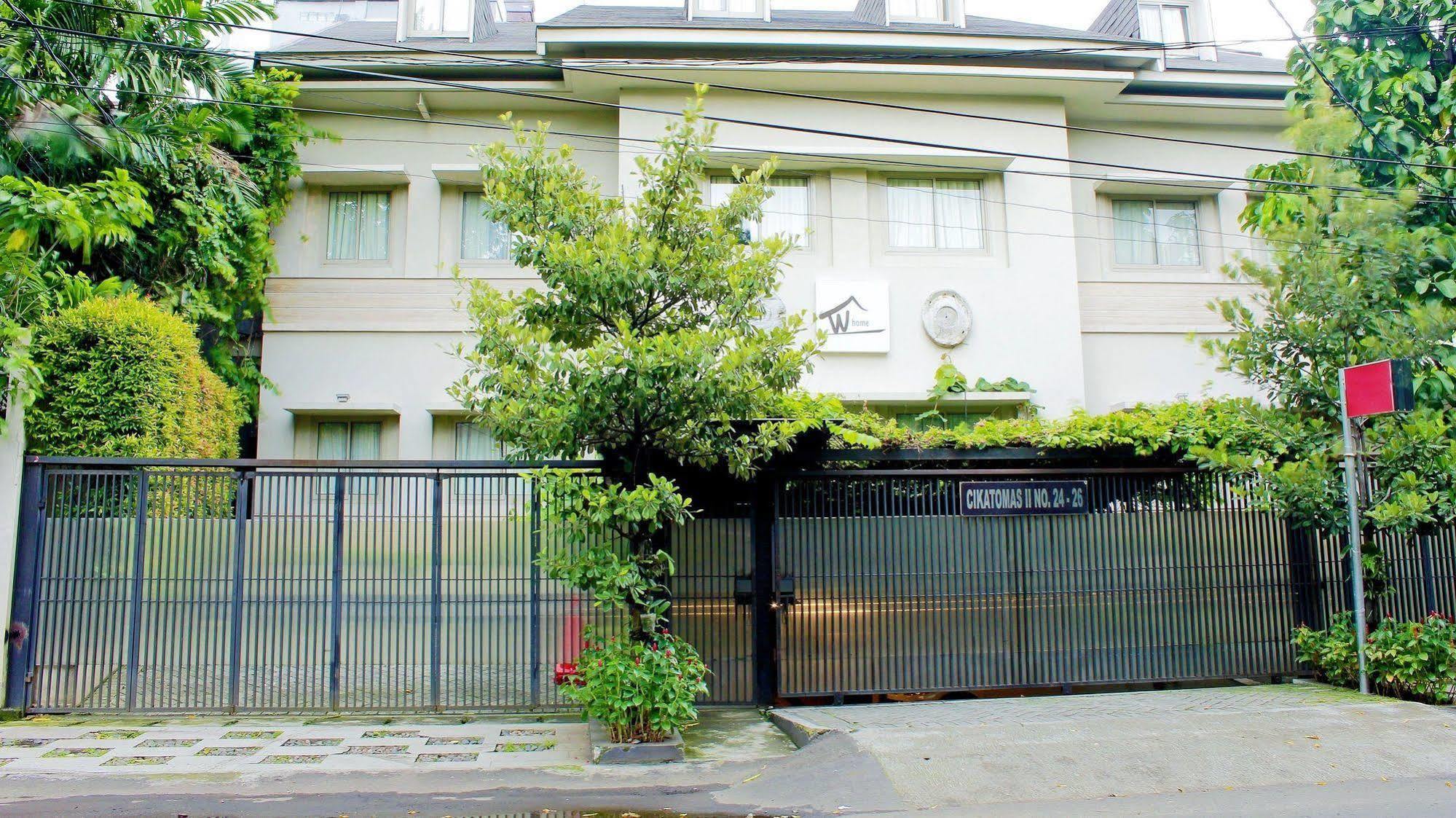 W Home Cikatomas Τζακάρτα Εξωτερικό φωτογραφία