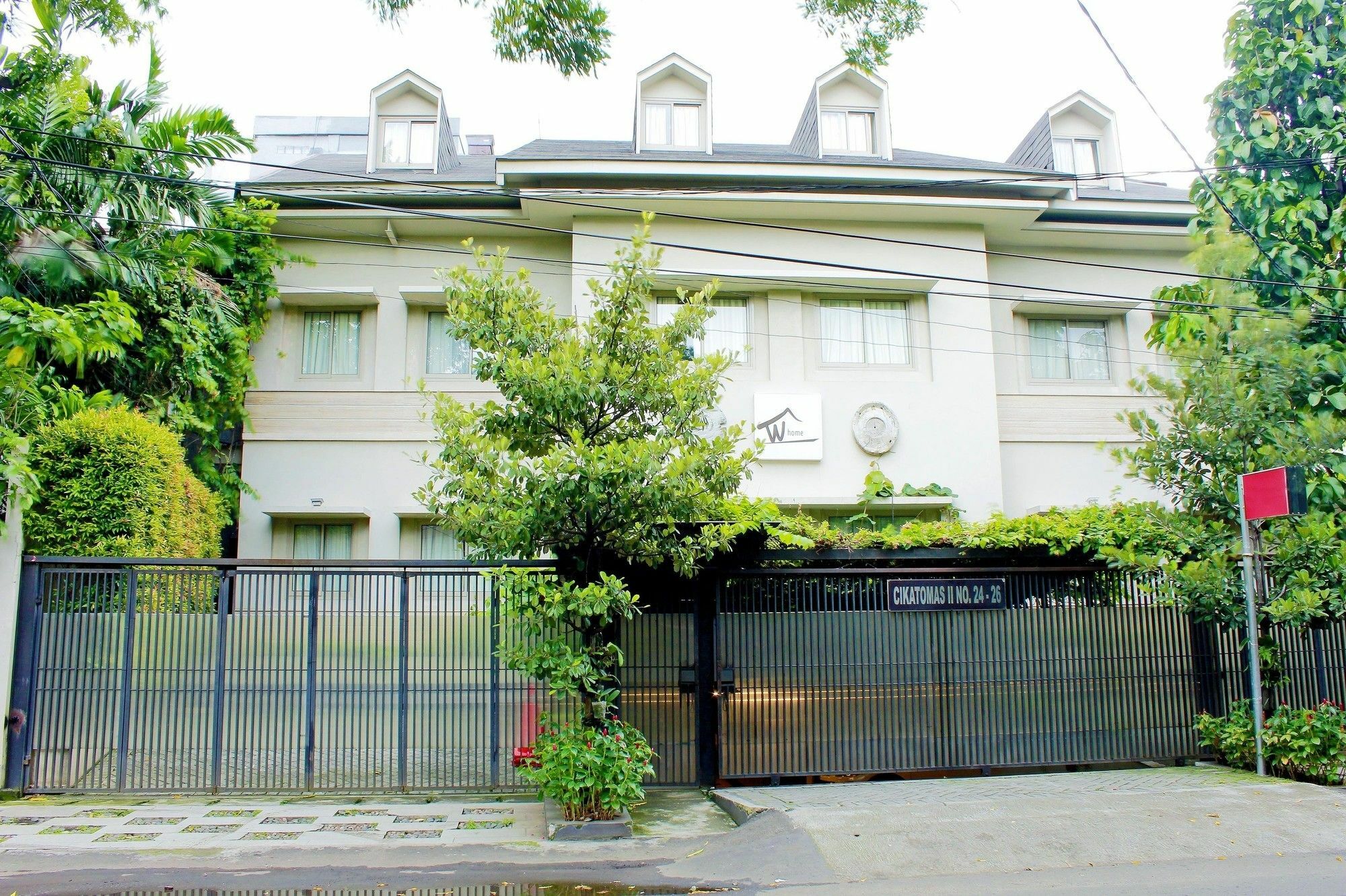 W Home Cikatomas Τζακάρτα Εξωτερικό φωτογραφία